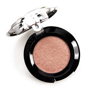 NYX Rose Dust Prismatic Eye Shadow
